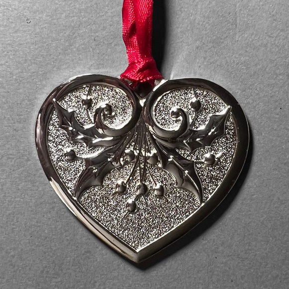 Lenox Silvertone Mistletoe Ornament - Picture 2 of 4